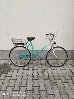 Ponúkam tieto 2 dámske bicykle - 3