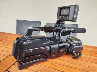 Videokamera Sony HXR-MC2000E 64GB - 3