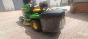 Trachtorová kosačka John Deere X300R – 18koní - 3