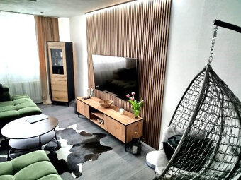 Priestranný 3-izbový byt (64 m²) s loggiou – ideálne bývanie - 3