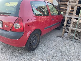 Renault Clio 1.2 benzín R.v 2004 - 3