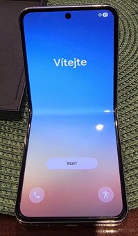 Samsung Galaxy flip 5 - 3
