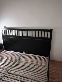 Drevená IKeA manželská posteľ - 3