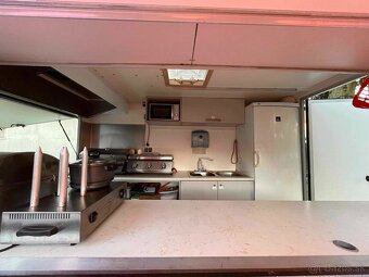 Bufet pojazdná predajňa - 3