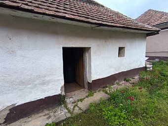 Dom s 2 izbami, vhodný na rekonštrukciu 20min. z Košíc, Gönc - 3