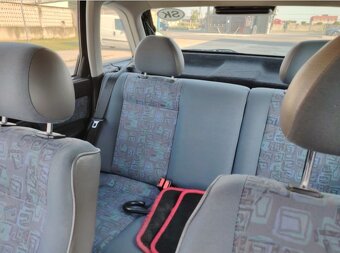 SEAT IBIZA 1,4 44kw 1998 - 3