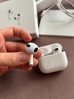 Slúchadlá Apple AirPods 2022 - 3