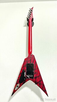 SOLAR V1.6 Canibalismo - 3