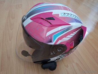 Dámska otvorená prilba W-tec s komunikátorom Sena 5s. - 3