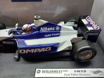 F1 WILLIAMS BMW FW23 2001 MONTOYA HOTWHEELS 1:18 - 3
