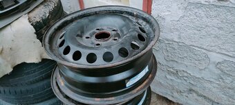4ks plechové disky 15" - 6J x 15 H2, 5 dier - 3