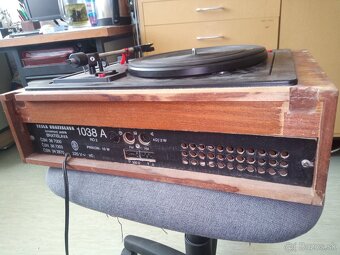 Tesla gramoradio - 3