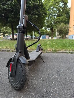 Elektrokolobežka Sencor Scooter ONE - nefunkčná batéria - 3