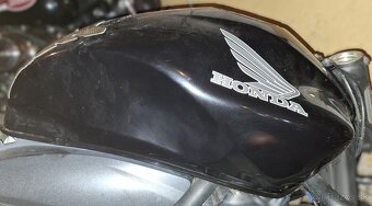 Honda CB600 F Hornet 2007 nádrž - 3