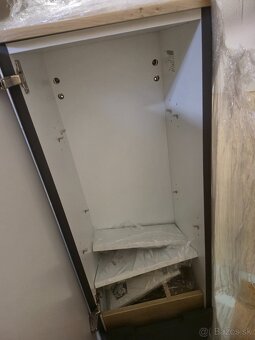 Kúpeľňové skrinky vitra - 3