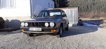 BMW E28 524D - 3