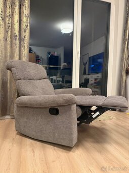 Polohovacie kreslo šedé - 3