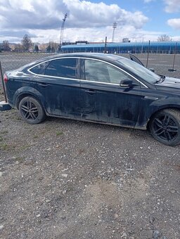 Ford Mondeo na náhradné diely - 3