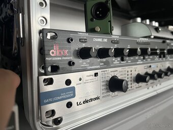 DBX 266XL kompressor, T.C.Electronic C400 - 3