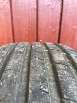 Predám 2KS letné pneu Nokian Powerproof 1, 225/35 R19 - 3