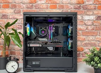 Ryzen 7 5800X3D\32GB\RX 7900XTX\SSD\850W Zdroj - 3