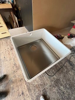 PREDÁM drez DuPont Corian Sparkling 9504 Everest - 3