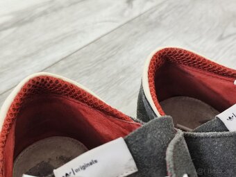 ADIDAS 41-42 - 3