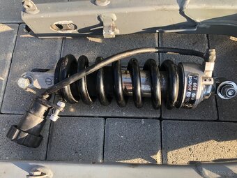 BMW f650gs ram, kyvka a tlmic - 3
