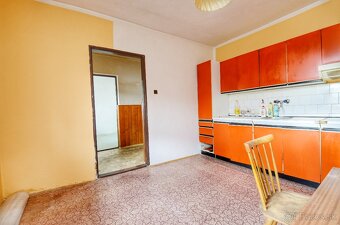 6 izb dom v Snežnici - 3