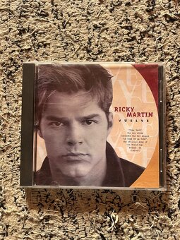 CD- Metalicca 1984 , ricky Martin - 3