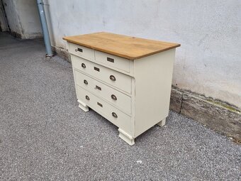 NÁDHERNÁ KOMODA PO RENOVACI - 3
