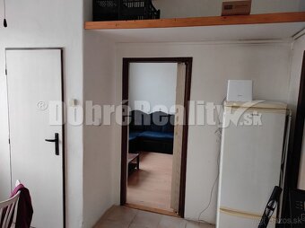 PRENÁJOM: VEĽKÝ, SLNEČNÝ 1 IZBOVÝ BYT, SÍDLISKO - 3