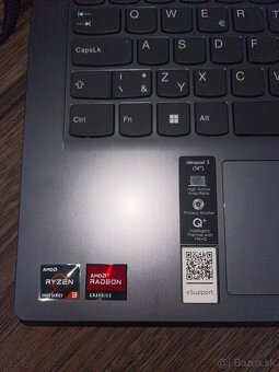 Lenovo IdeaPad 3 - 3