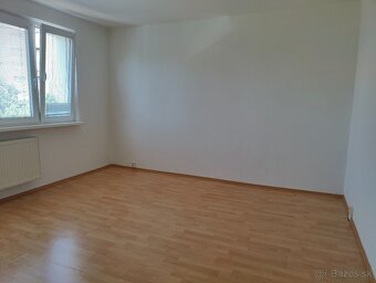 3 izb. byt, Bradáčova, Petržalka - 3