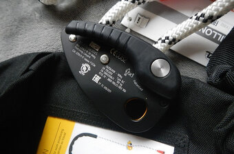 Polohovač Petzl Grillon 2 m - nový (11/22) - 3