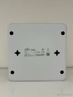 Ubiquiti UniFi Security Gateway (USG) - 3