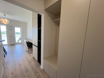 Štýlová garsonka s balkónom – Slnečnice POP - 3