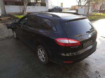 Predám na diely Ford Mondeo MK4 HB combi 1.8 2.0 TDCI - 3
