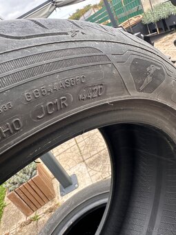 Letne pneu 235/45 r18 - 3