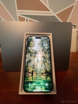 iPhone 15 Pro Max 256gb čierny - 3