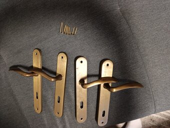 Kľučka na dvere - 3