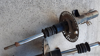 Predám tlmiče z VW T5 - 3