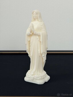 Socha Panna Mária - 3