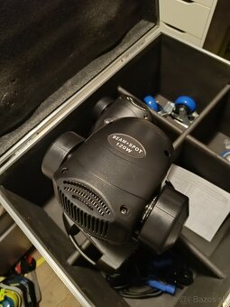 Spot Beam 120w robotické hlavy - 3