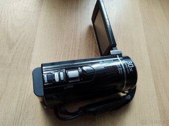 Predám videokameru Sony - 3