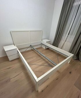 Posteľ+2 nočné stolíky - 3