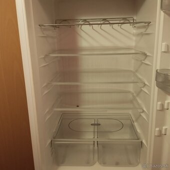Predám Chladničku s mrazničkou Whirlpool - 3