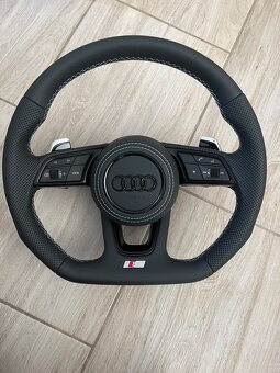 Audi skoseny excluzive volant s airbagom a F1 padlami - 3