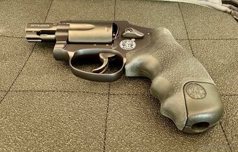 SMITH & WESSON MP 340 / 0.357 MAGNUM - 3