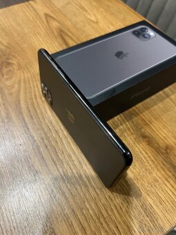 iPhone 11pro max 64gb - 3